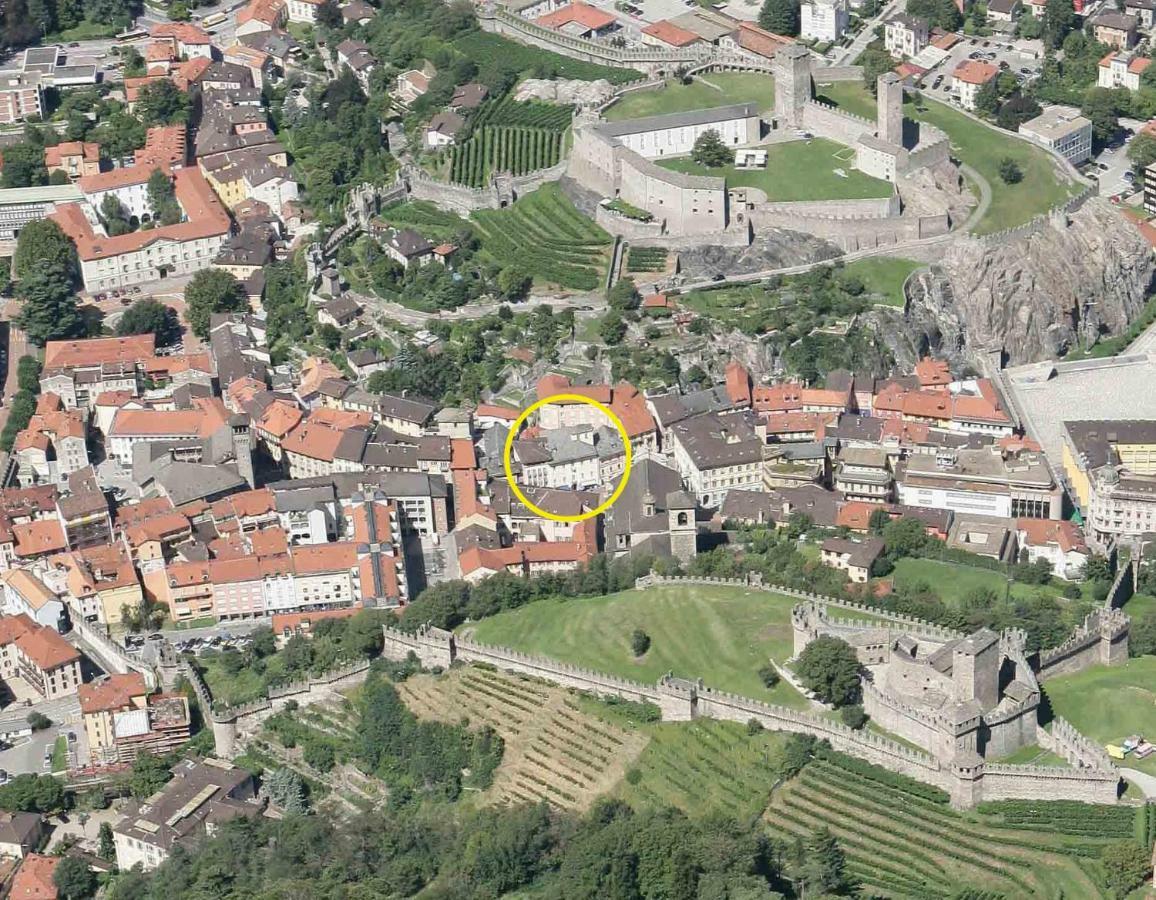 Апартаменти Bellinzona Piazza Collegiata Екстер'єр фото